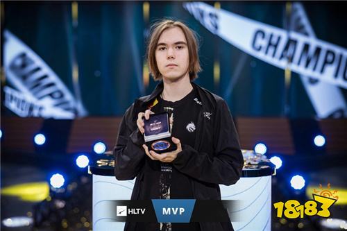 牛牛中的稳定打法（牛牛游戏的稳健策略）